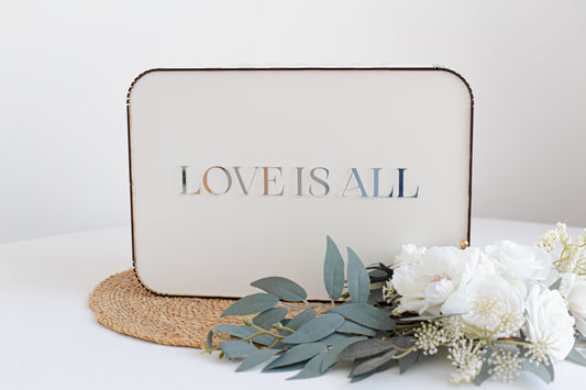 Casuta de dar personalizata cu plexi "Love is all"