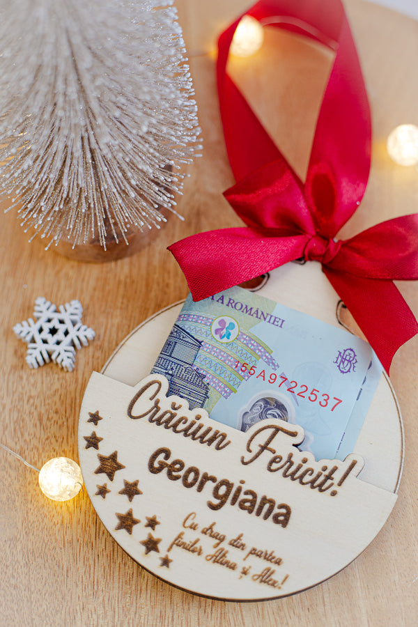 Glob personalizat din lemn pentru cadouri în bani