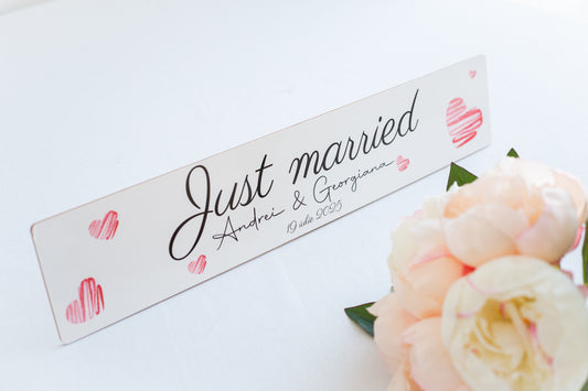 Placuta pentru masina personalizata "Numele vostru"