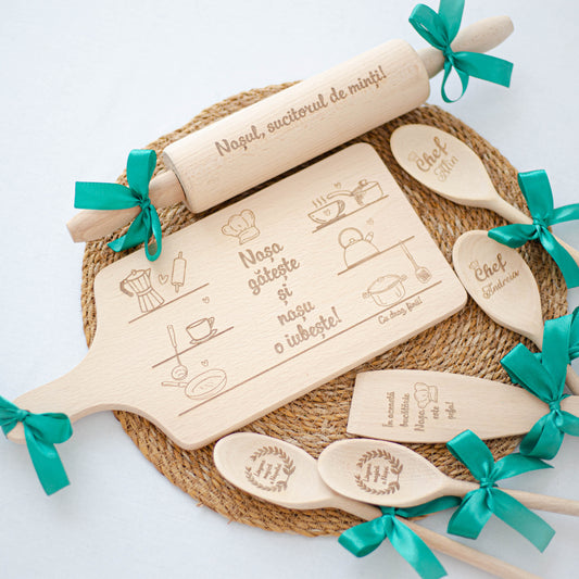 Set cadou de bucatarie pentru nasi
