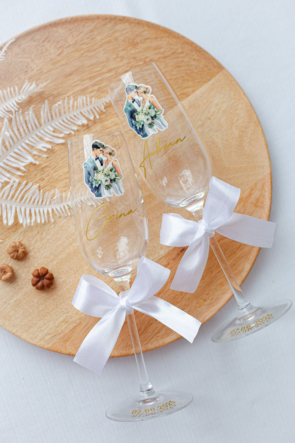 Set pahare de sampanie personalizate cu vinil "Miri 2"